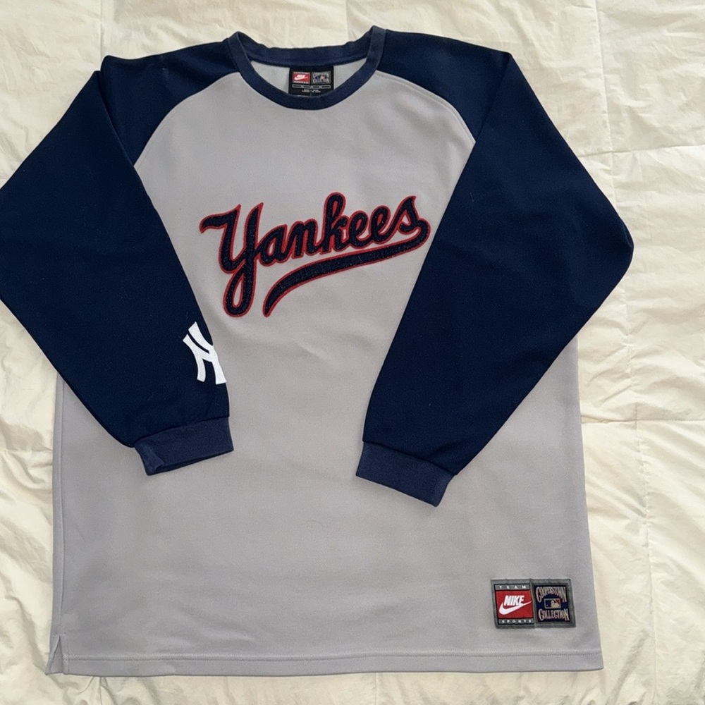 Nike Cooperstown collection NY YANKEES long sleeve shirt. Sz xl